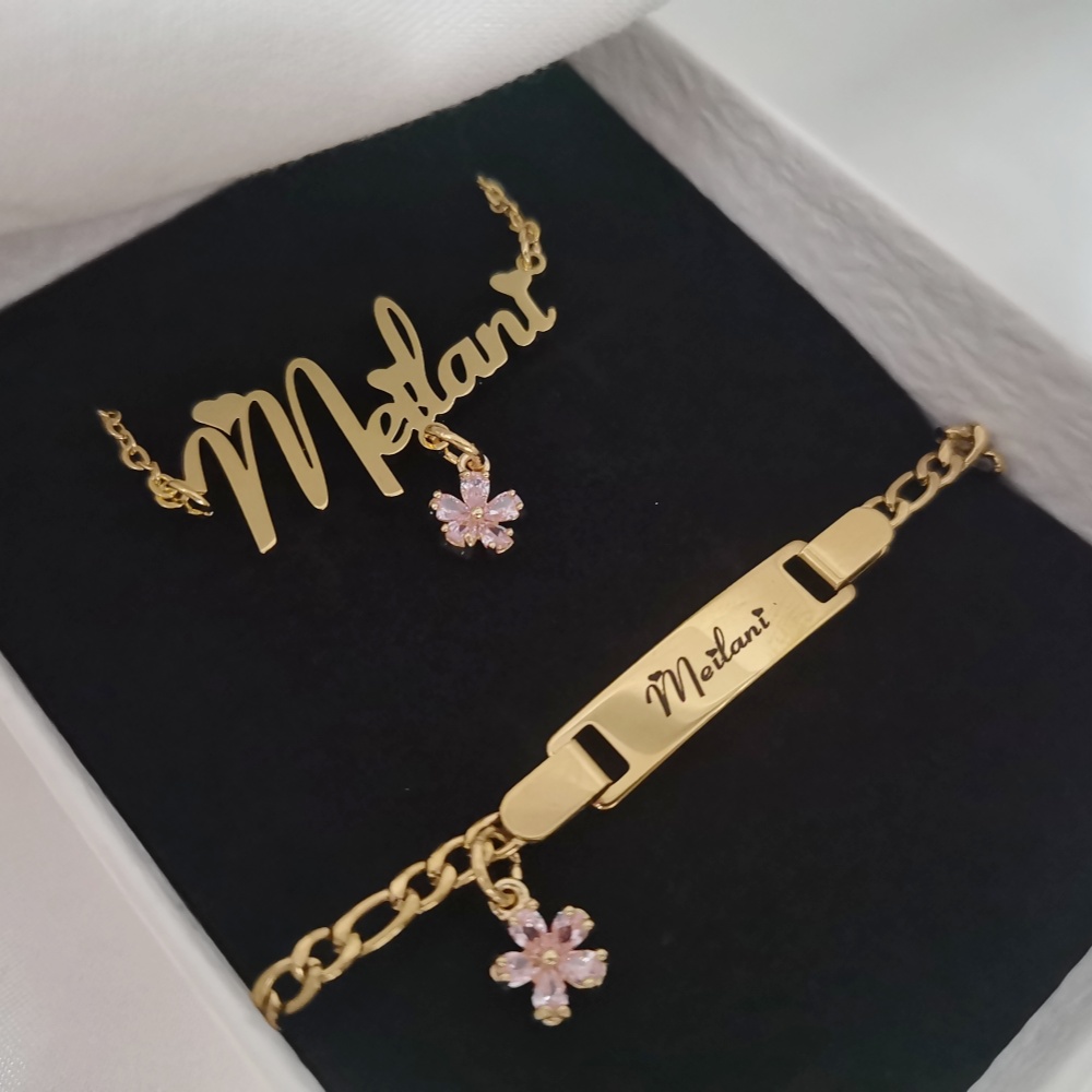 Engraved Name Necklace - Leechee Blume Zirkon kleiner Anhänger benutzer