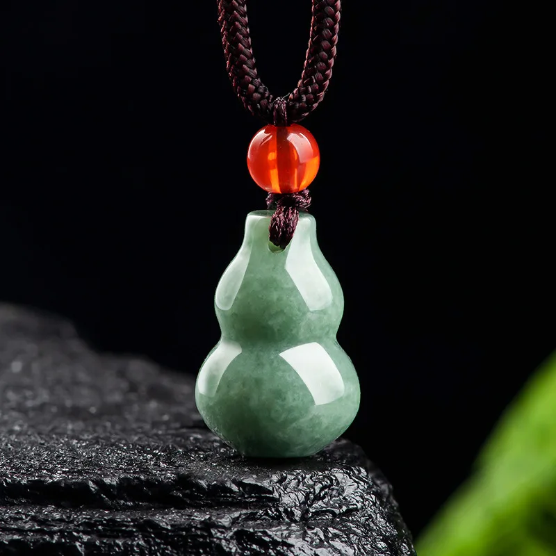 Birmanischen Jade Kürbis Anhän – Necklace Pendant Bewertung und Preis