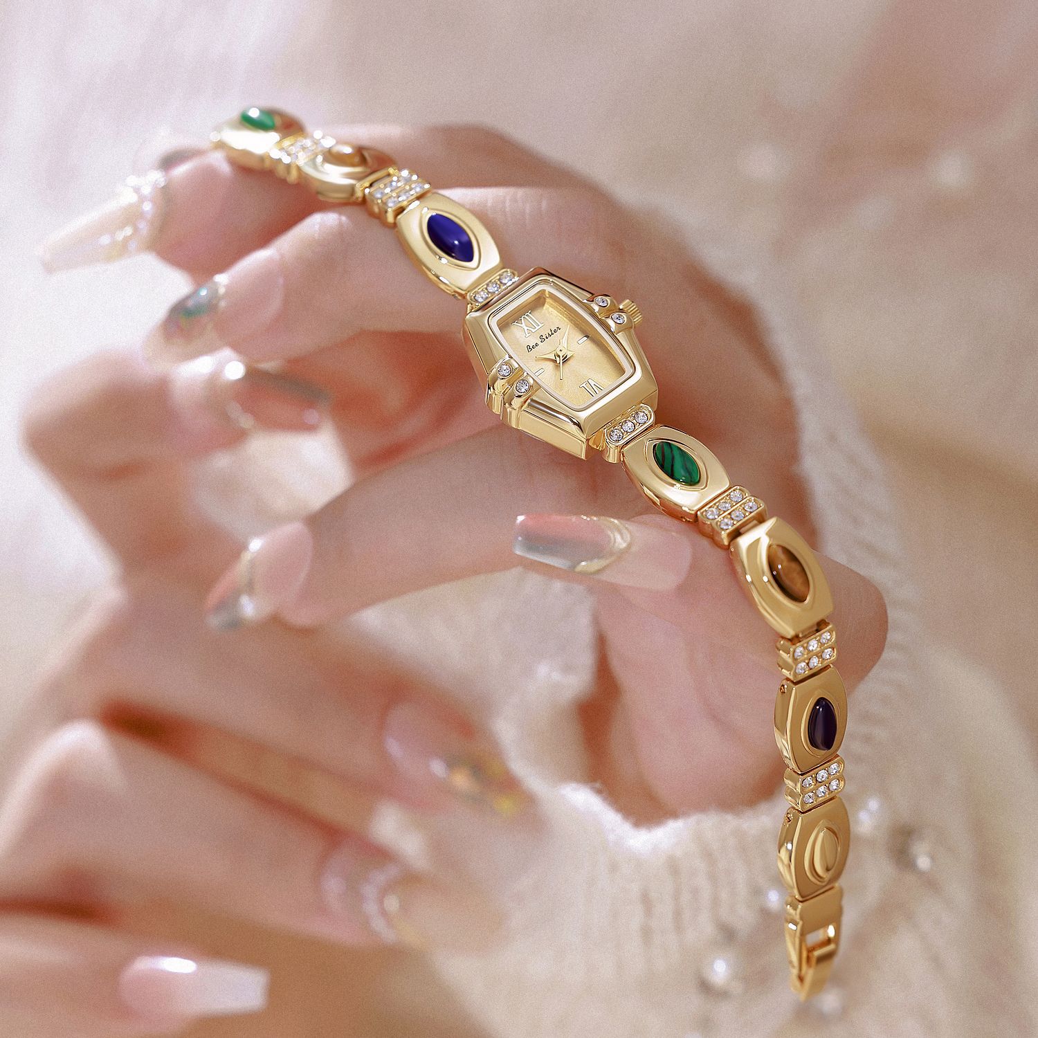 Natürliche farbige Pfauenstein – Vintage Jewelry Watches Women Bewertung und Preis